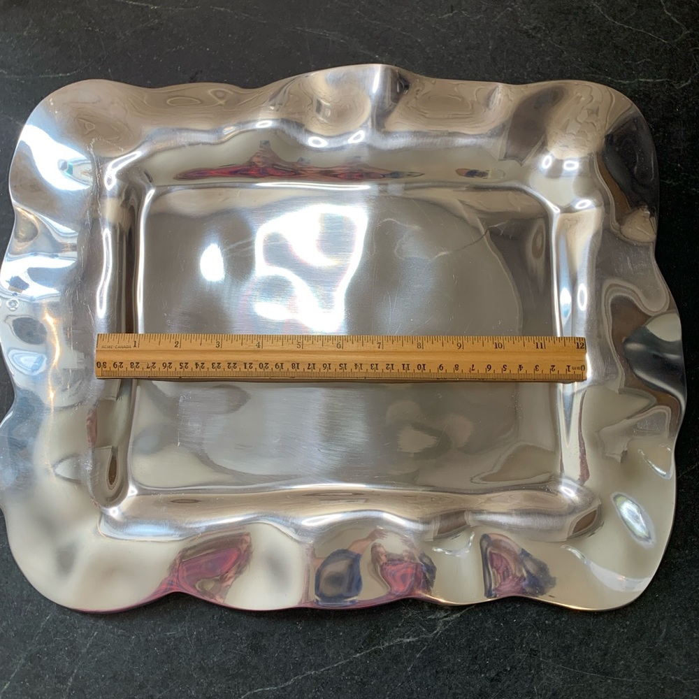 LENOX | Organics Collection | Ruffle Rectangular Tray - Picture 8 of 9